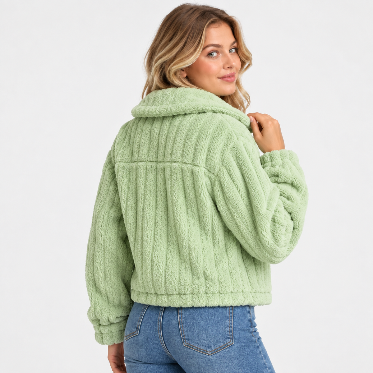 Old Ashworth | Women’s Cropped Teddy Jacket with Zip and Pockets